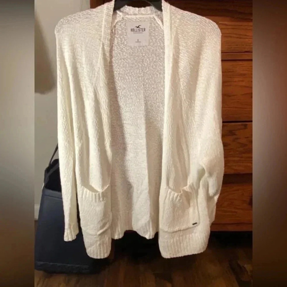 Hollister Sweaters - hollister co. women’s cardigan size small white color